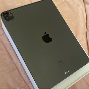 IPAD PRO 11-inch (3rd Generation)